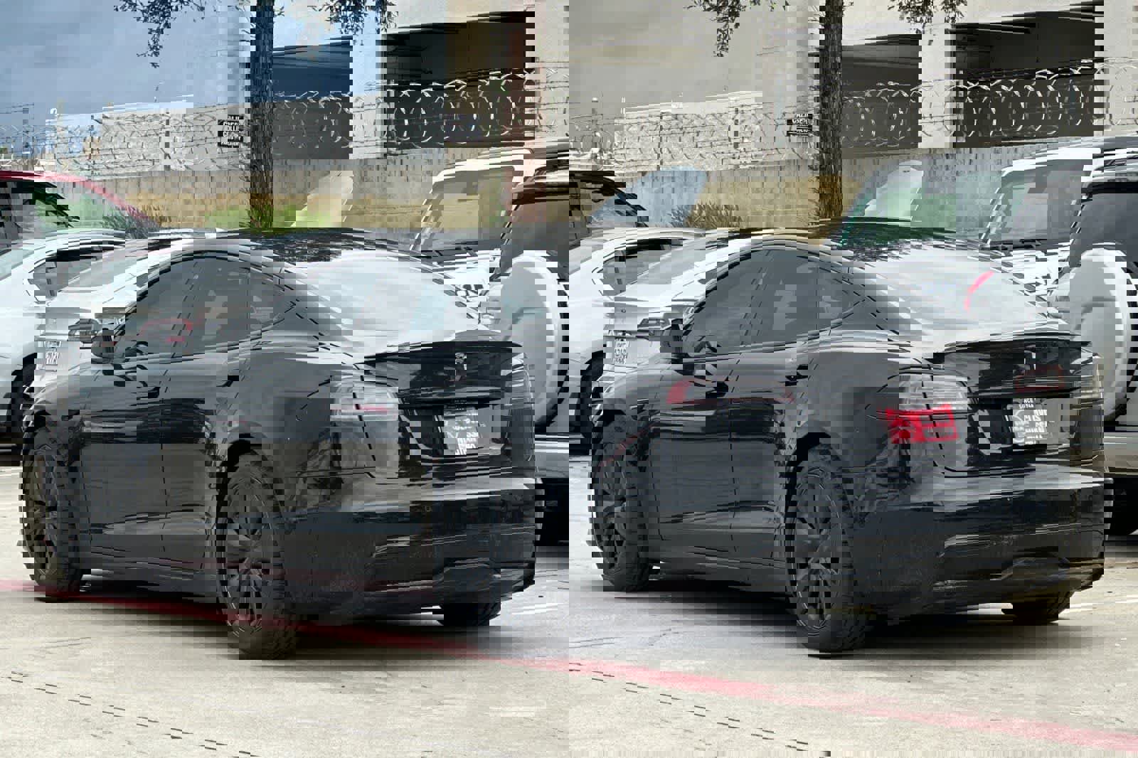 Used 2022 Tesla Model S Plaid AWD/4WD image 7