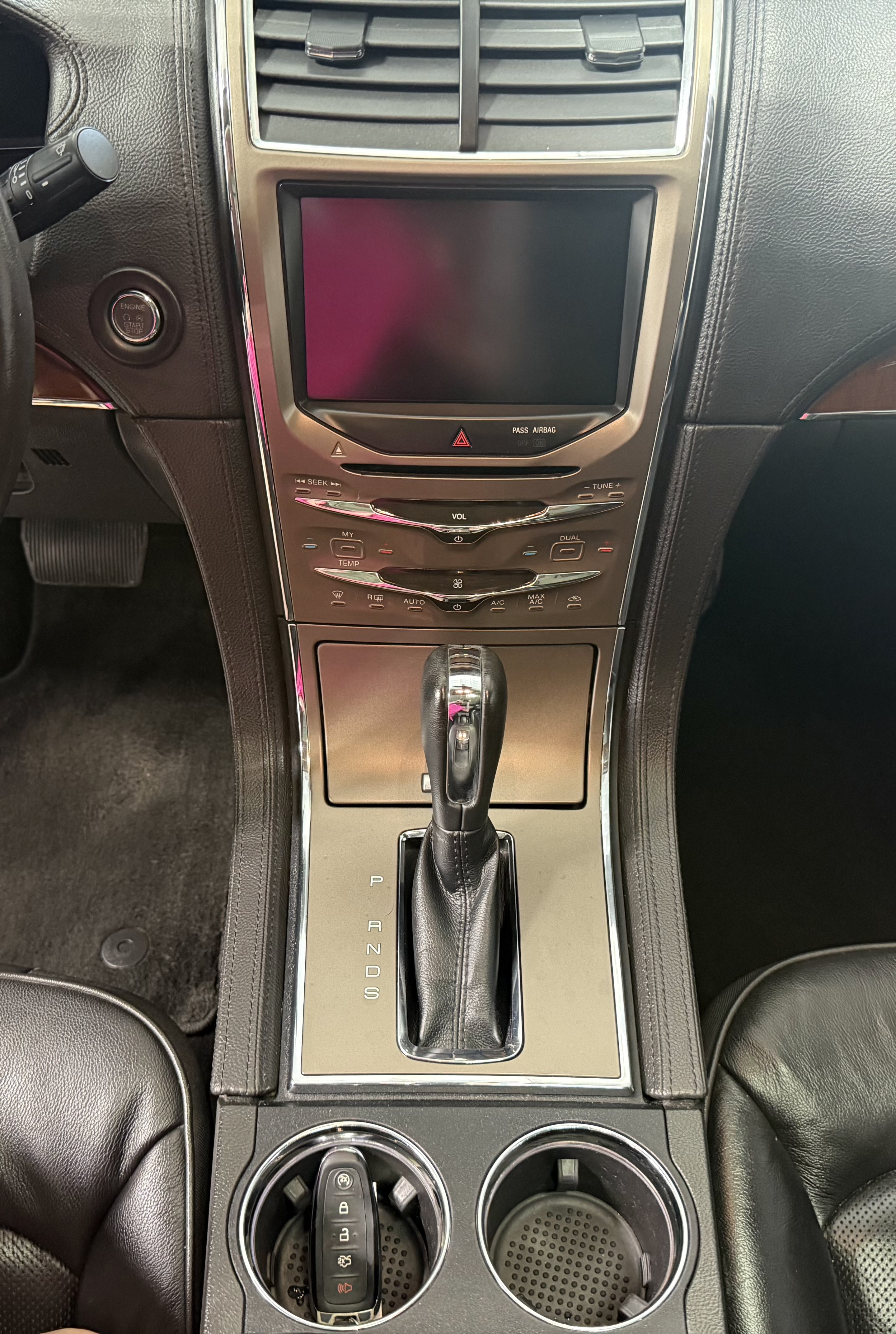 Used 2014 Lincoln MKX AWD w/ Equipment Group 102A image 22