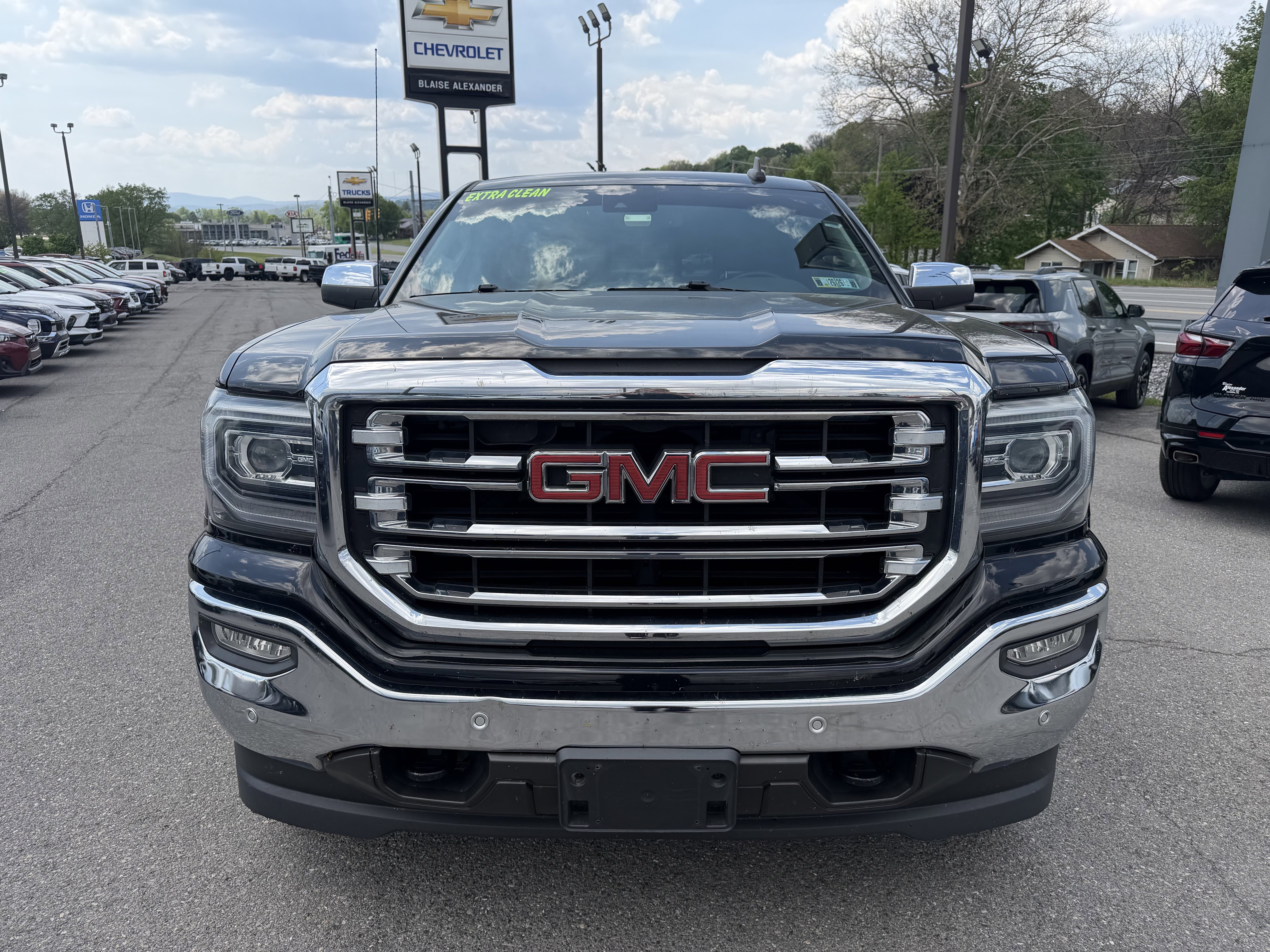 Used 2018 GMC Sierra 1500 SLT AWD/4WD image 10