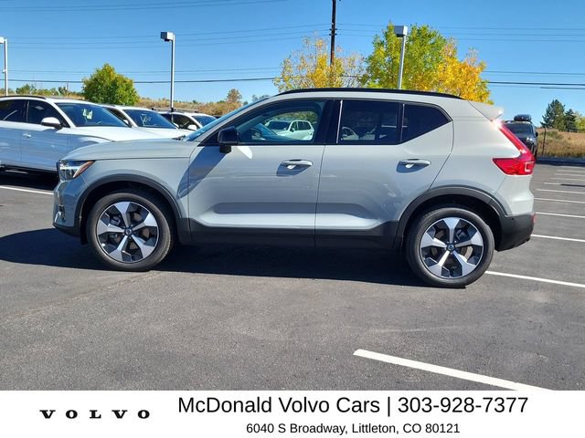 Used 2026 Volvo XC40 B5 Plus w/ Protection Package Premier AWD/4WD image 2