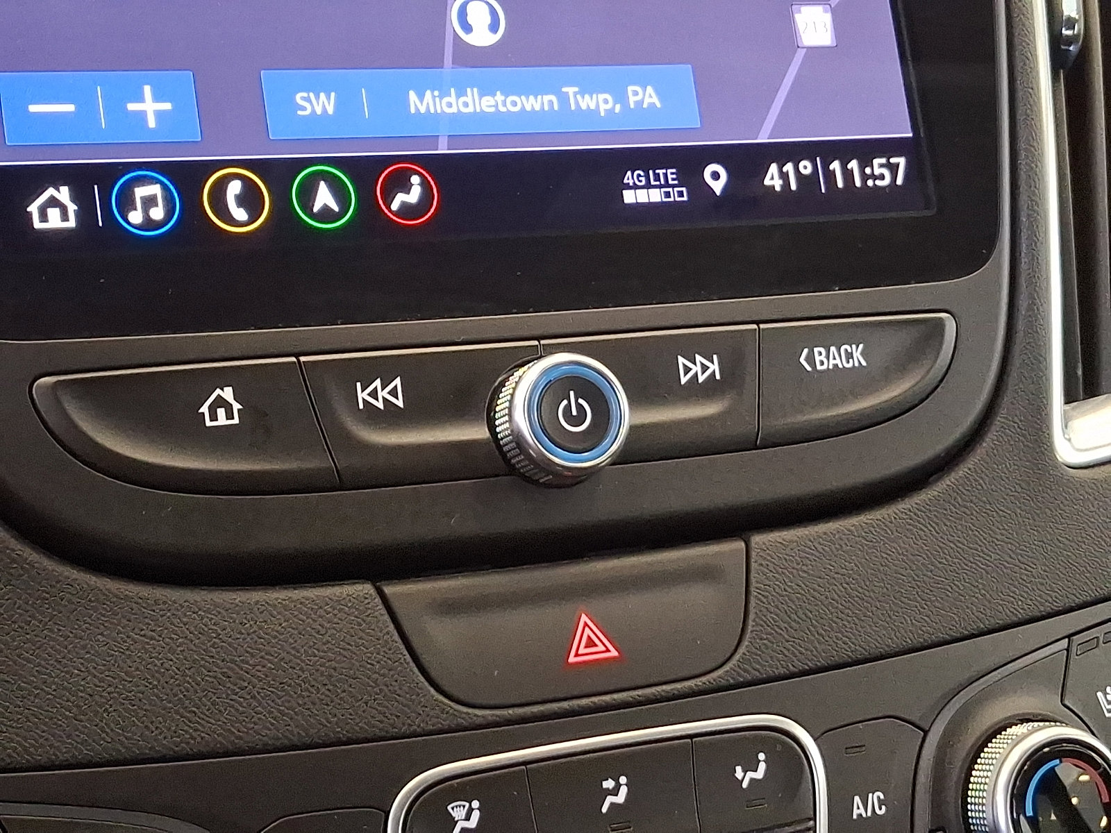 Used 2019 Chevrolet Malibu Premier image 16