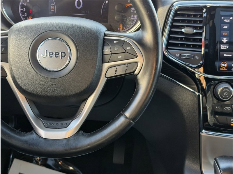 Used 2020 Jeep Grand Cherokee Limited w/ Luxury Group II image 37