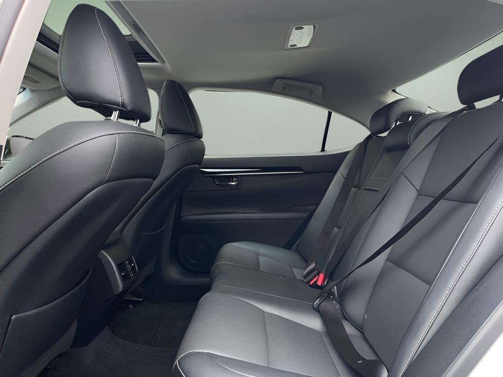 Used 2015 Lexus ES 350 image 17