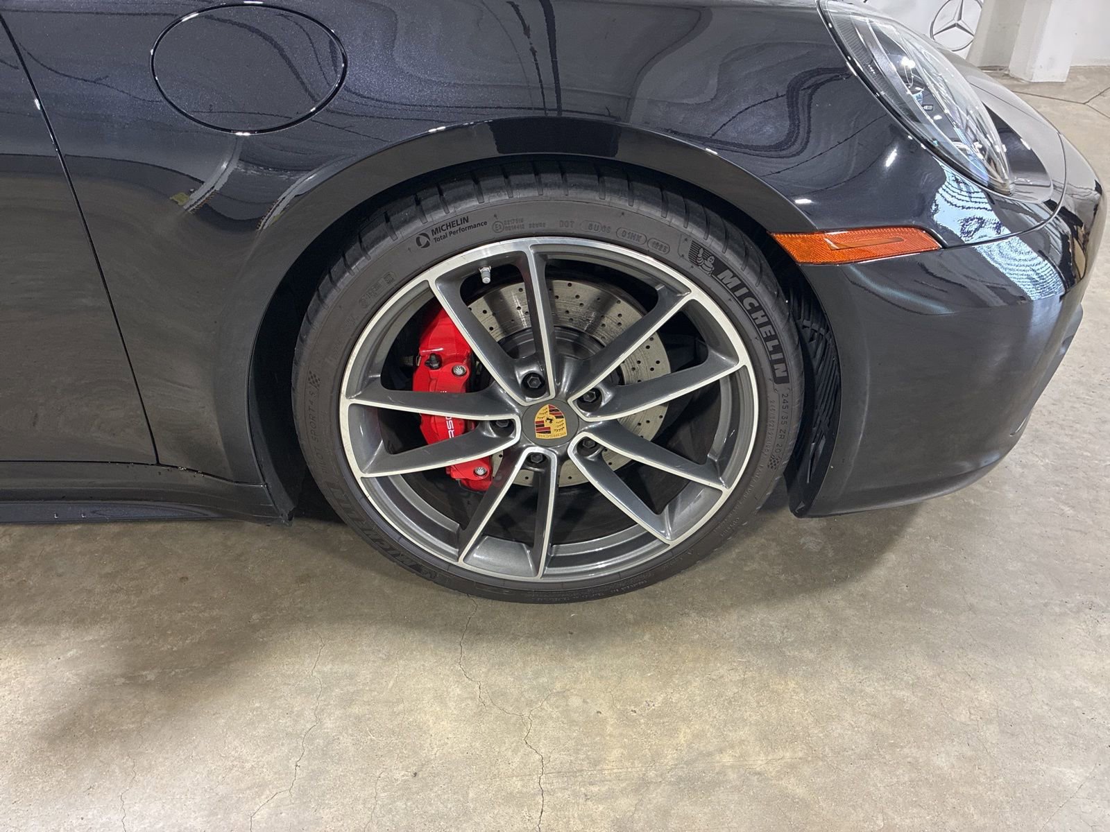 Used 2023 Porsche 911 Carrera S image 3