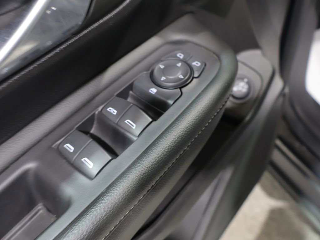 Used 2024 GMC Terrain SLT AWD/4WD image 13