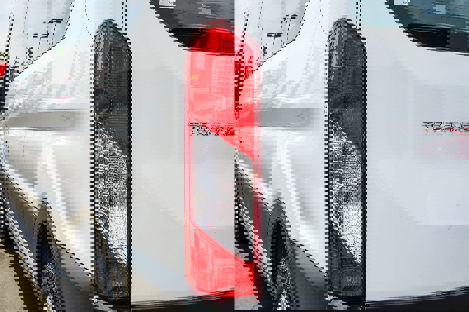 Used 2022 Ford Transit 350 XLT image 7