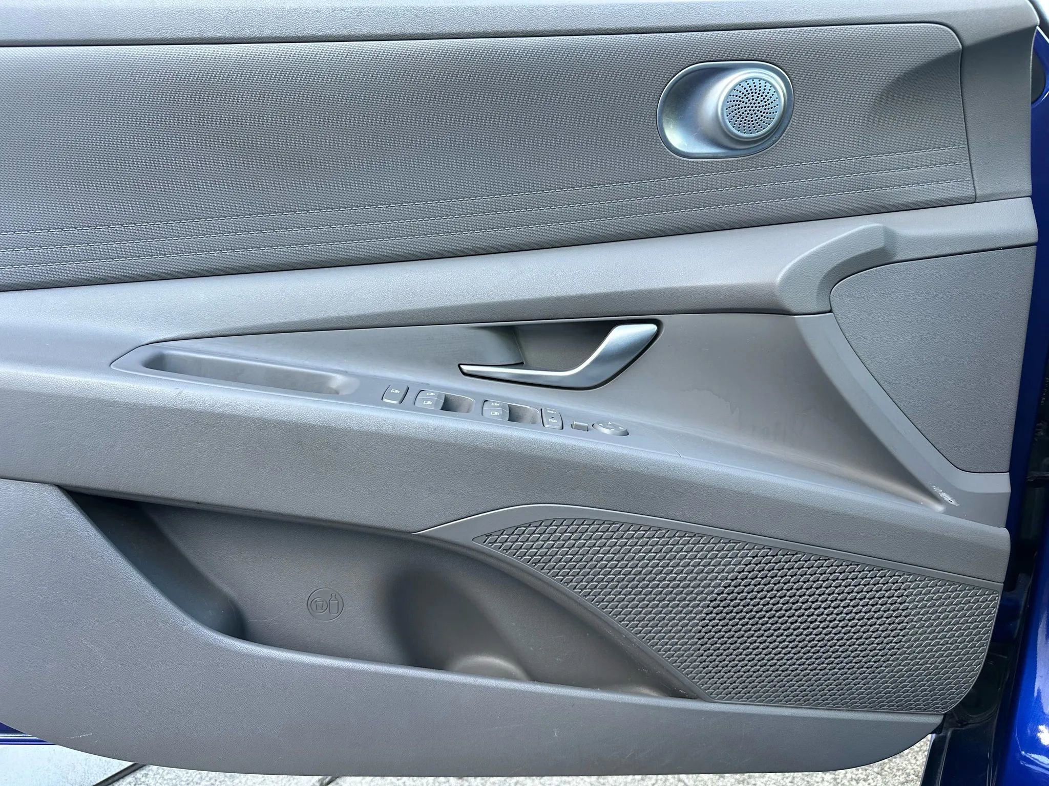 Used 2021 Hyundai Elantra SEL image 10