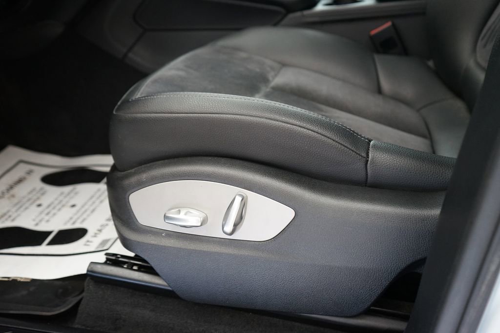 Used 2019 Porsche Macan image 28