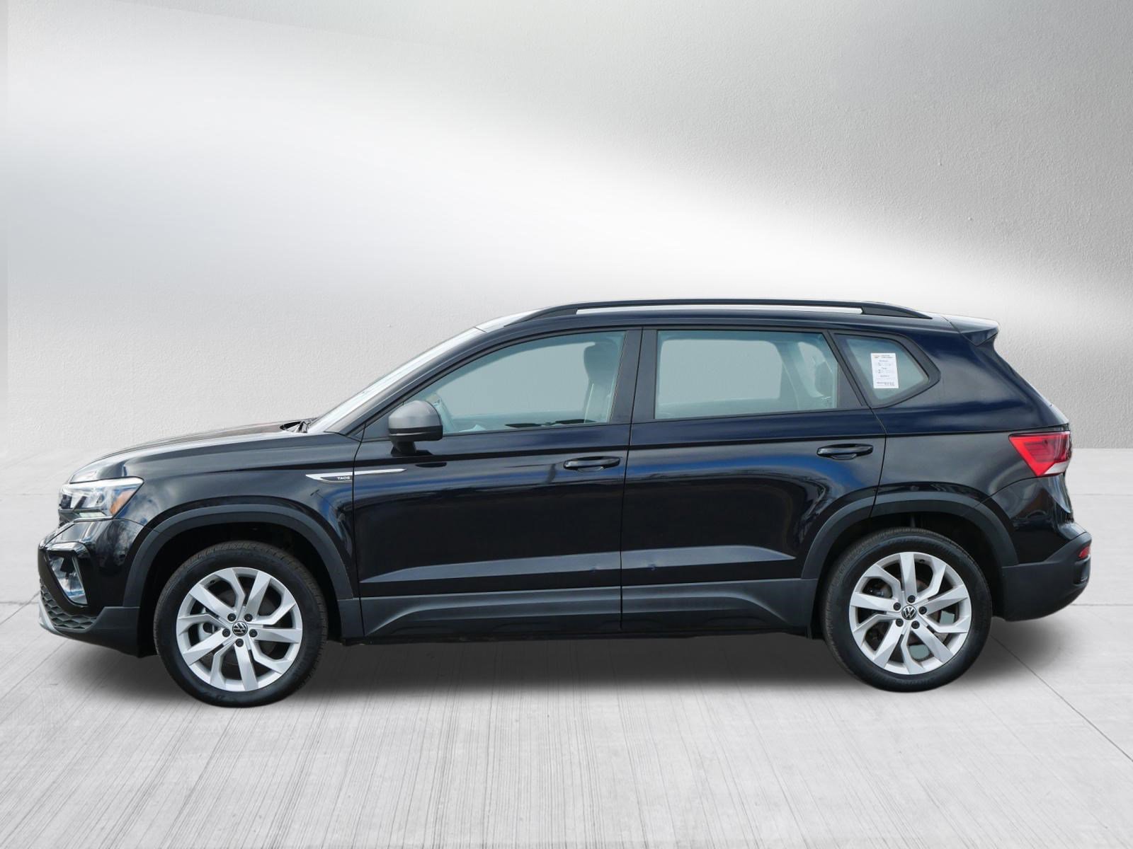 Certified 2023 Volkswagen Taos S image 4