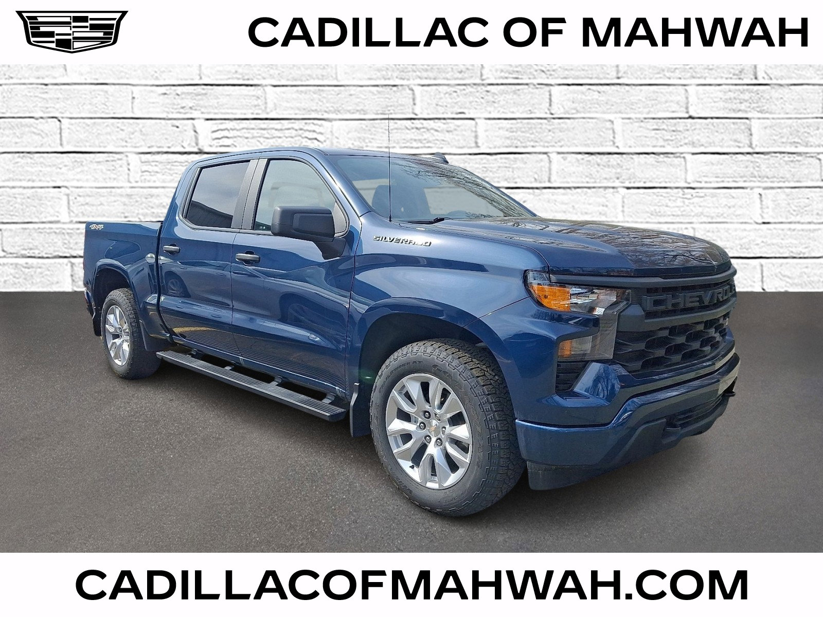 Used 2022 Chevrolet Silverado 1500 Custom AWD/4WD image 1