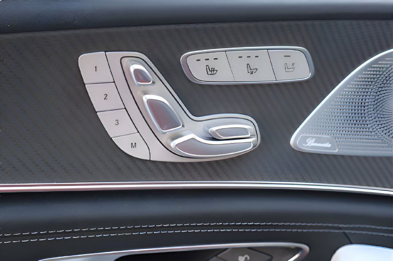 Used 2024 Mercedes-Benz AMG GT 63 image 10