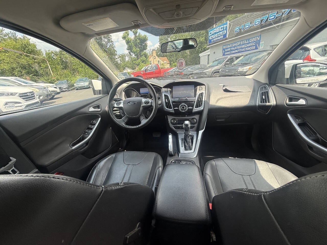 Used 2014 Ford Focus Titanium FWD image 15