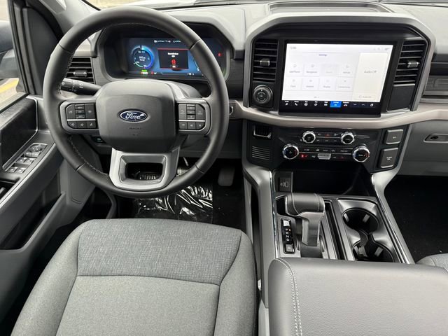 New 2025 Ford F150 Lightning XLT image 13