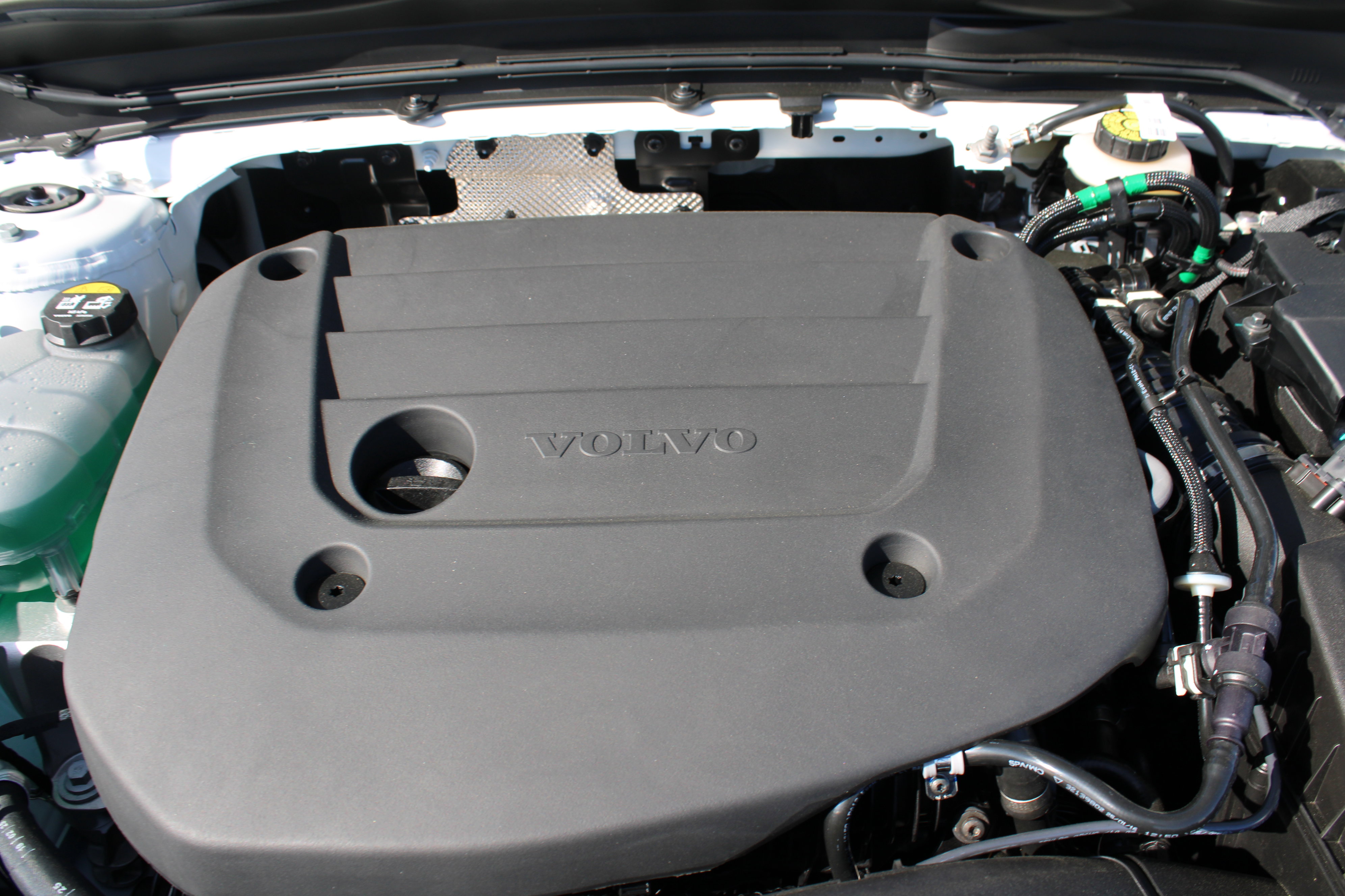 New 2025 Volvo XC40 B5 Plus w/ Protection Package Premier image 46