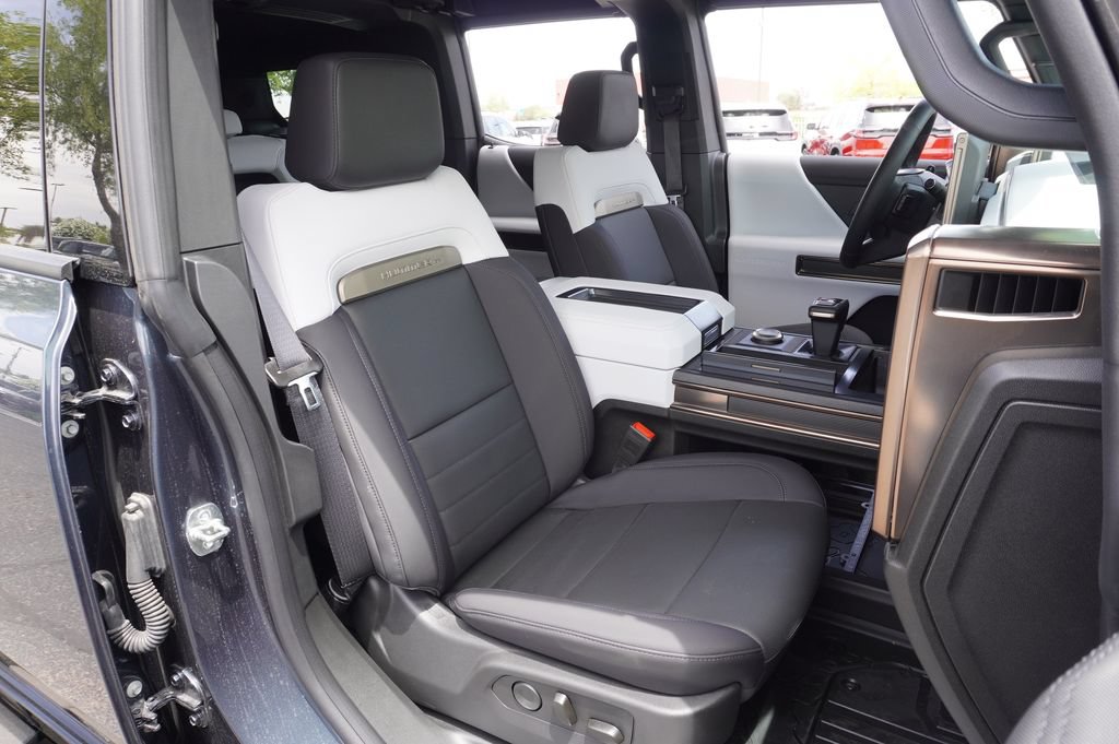 New 2025 GMC Hummer EV 2X AWD/4WD image 14