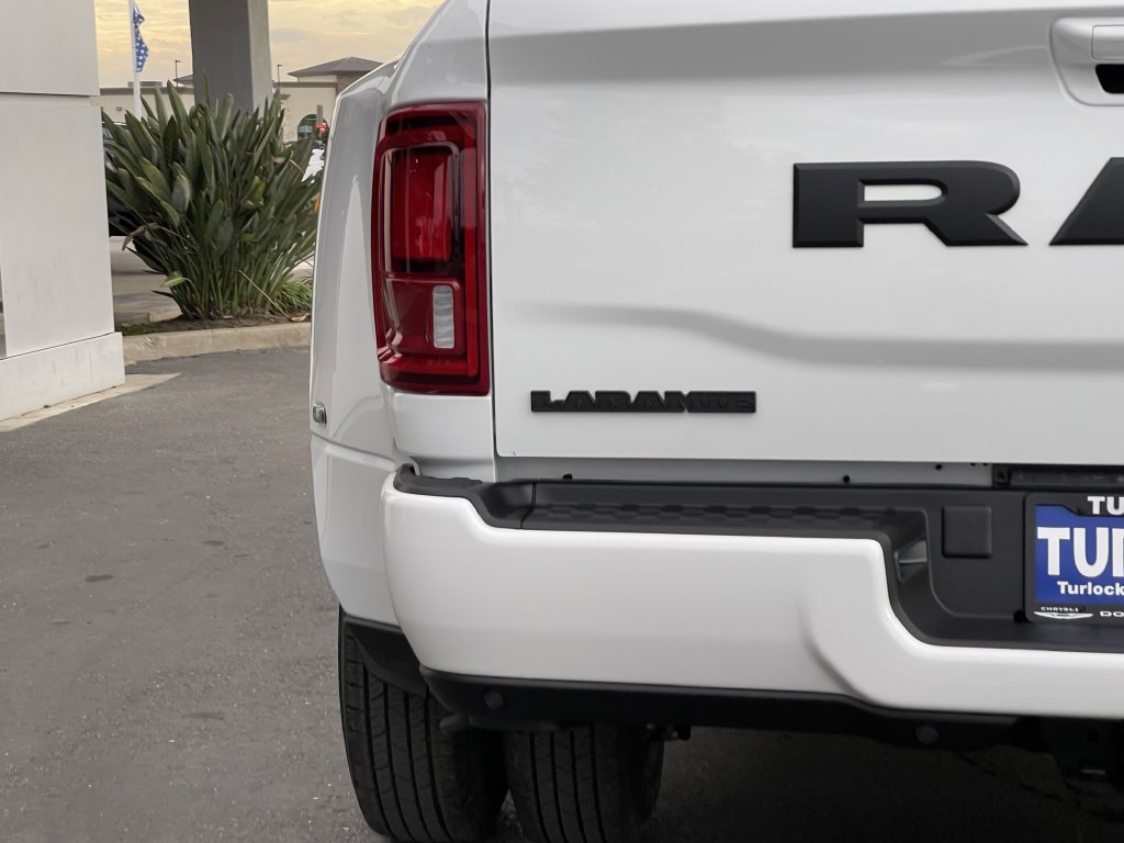 New 2026 RAM 3500 Laramie w/ Night Edition AWD/4WD image 10