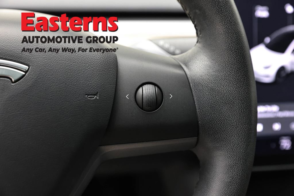 Used 2020 Tesla Model 3 Standard Range Plus image 16