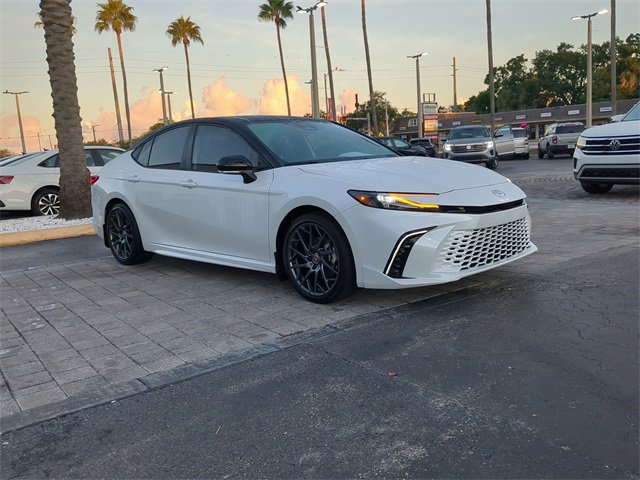 Used 2025 Toyota Camry XSE image 2