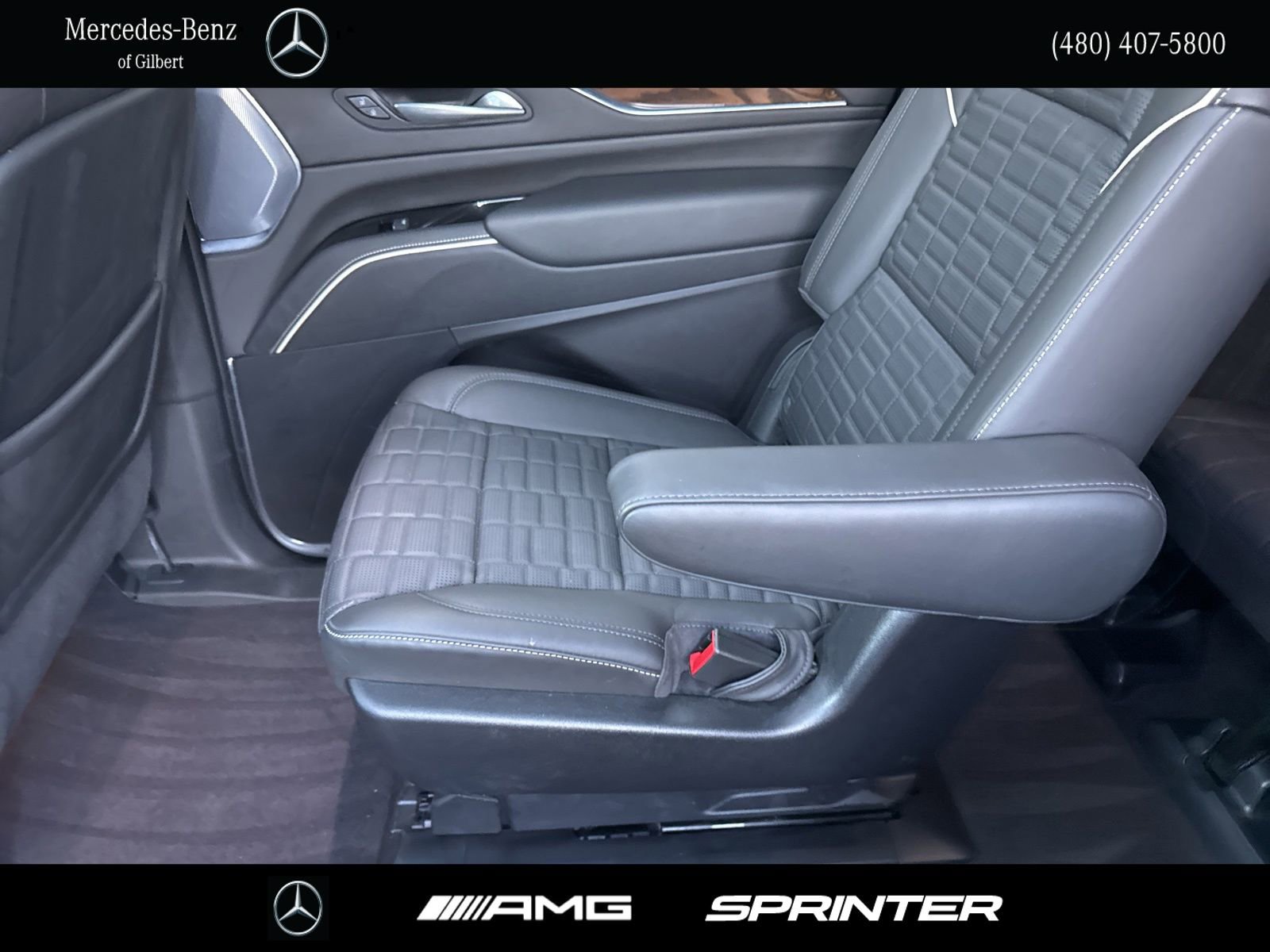 Used 2024 Cadillac Escalade ESV Sport Platinum w/ LPO, ONYX Package image 25