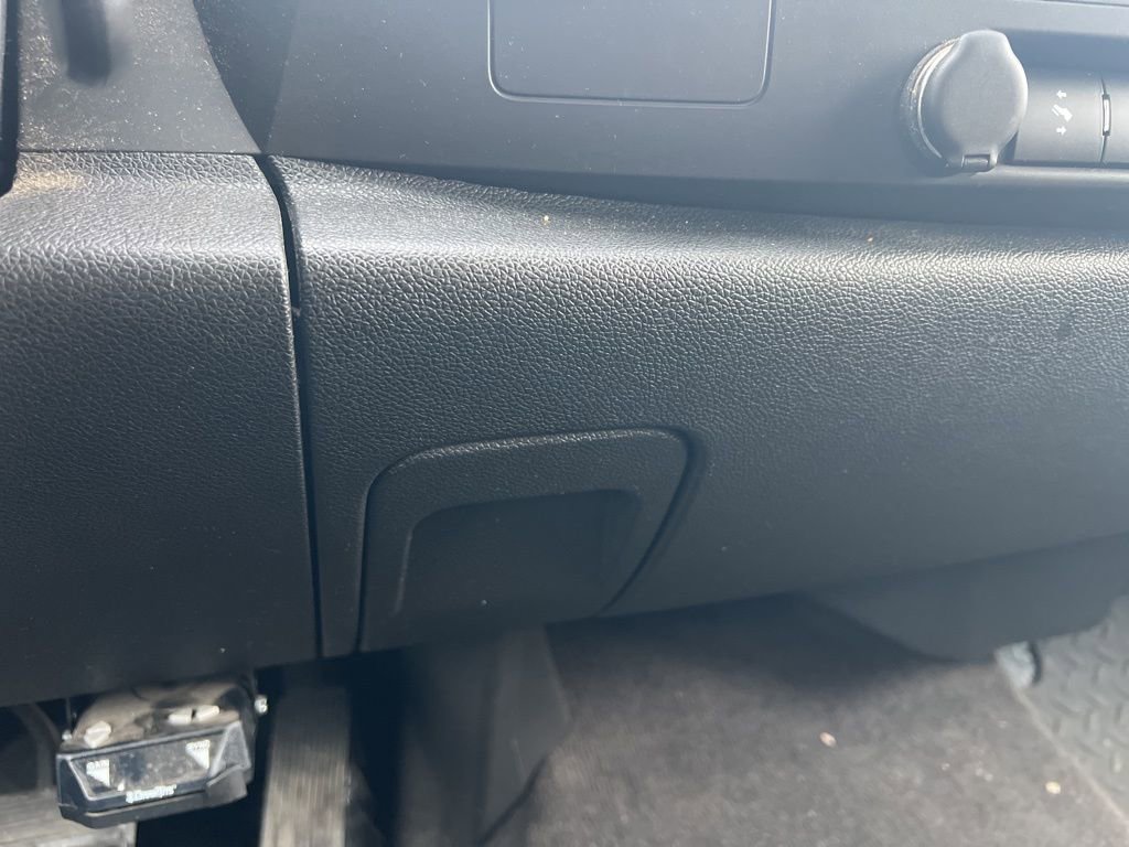 Used 2011 Chevrolet Silverado 1500 LT w/ All-Star Edition image 27