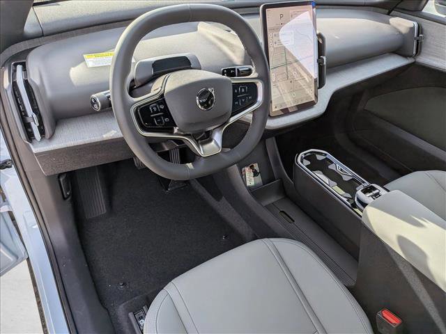 New 2026 Volvo EX30 Plus w/ Climate Package image 3