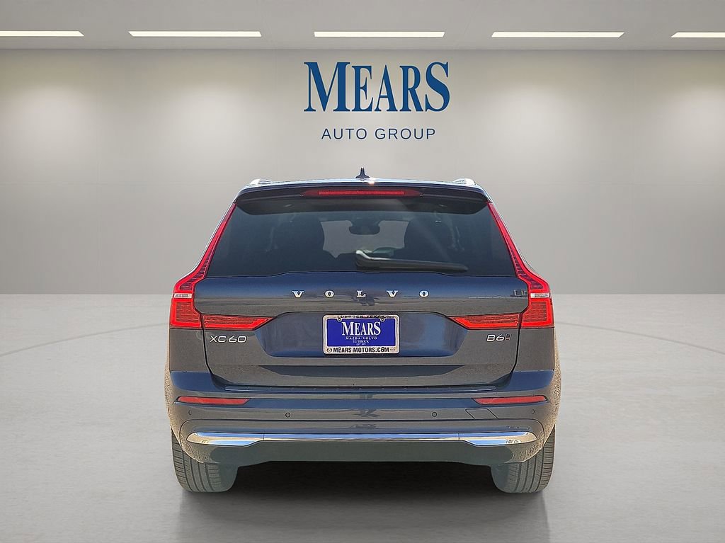 Used 2023 Volvo XC60 B6 Ultimate w/ Climate Package image 5