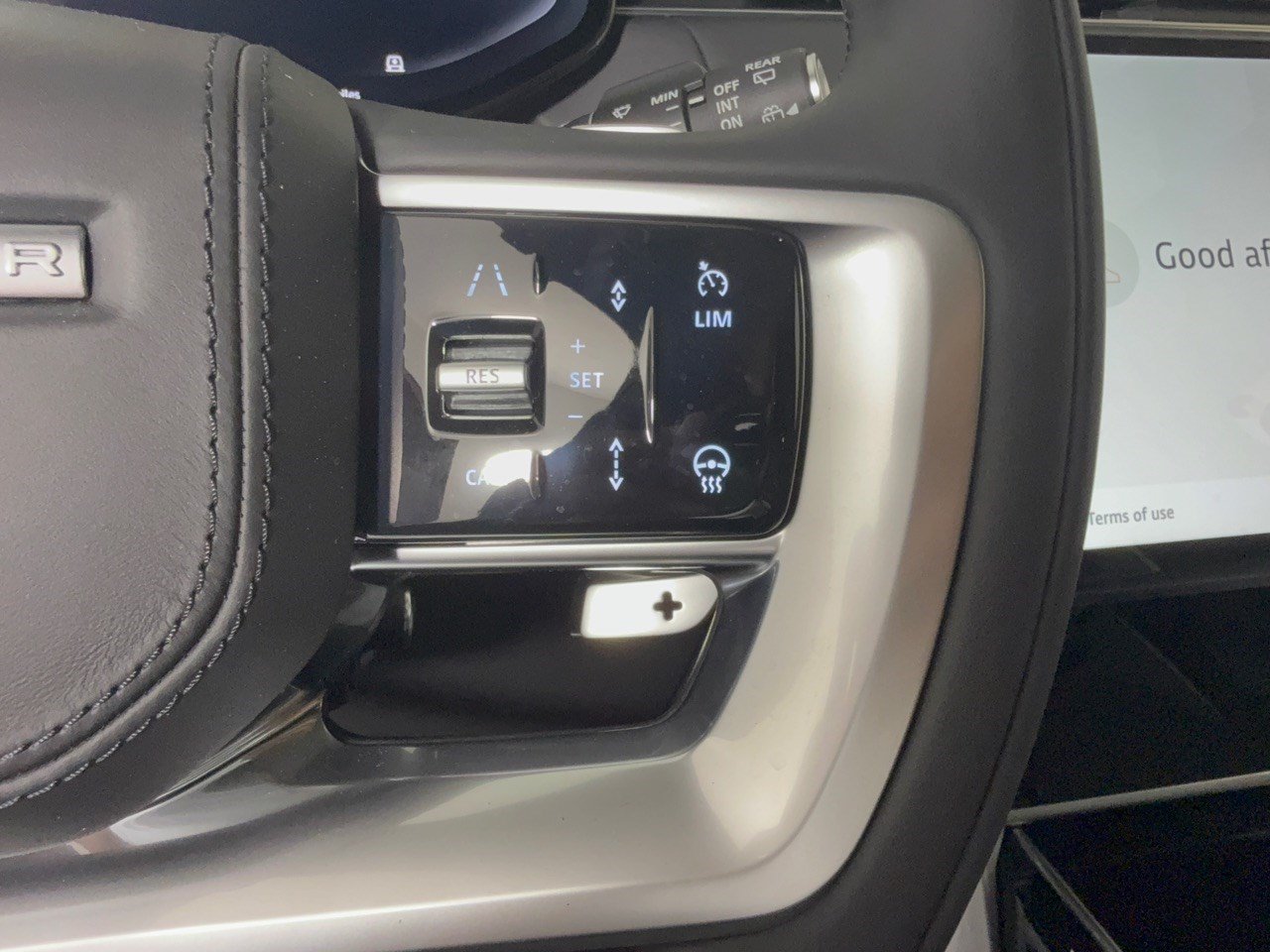 New 2026 Land Rover Range Rover SE AWD/4WD image 19