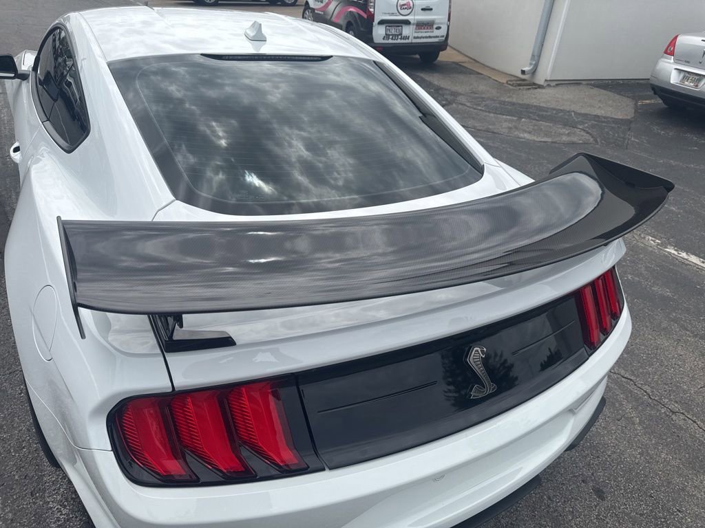 Used 2022 Ford Mustang Shelby GT500 w/ Carbon Fiber Track Pack RWD image 39