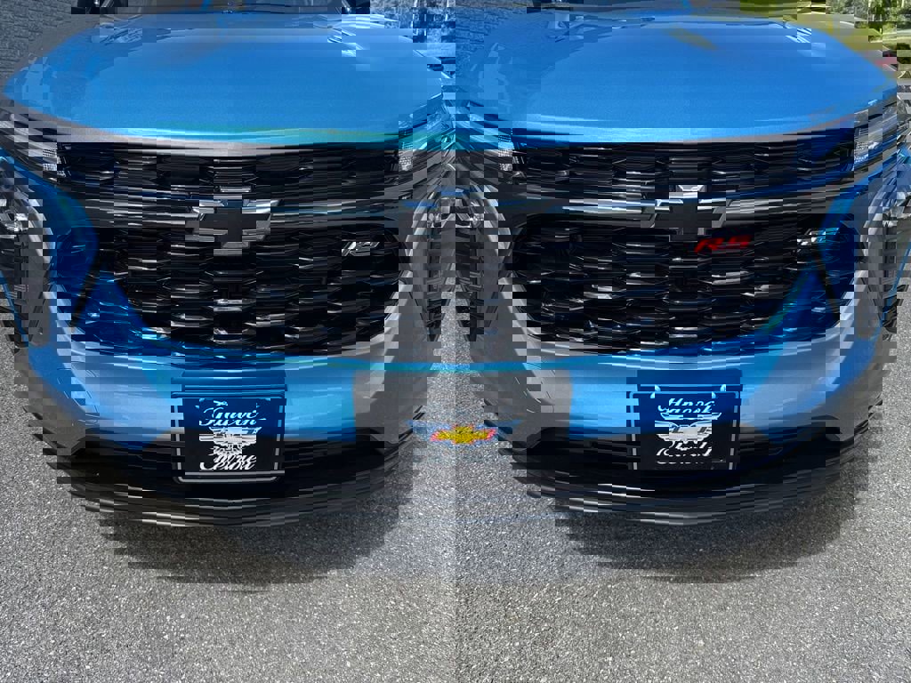 New 2025 Chevrolet Trax RS w/ Driver Confidence Package image 3