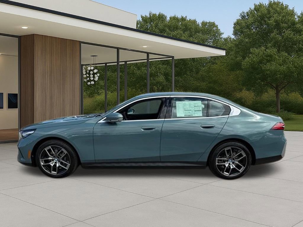 New 2026 BMW i5 eDrive40 w/ Premium Package image 13