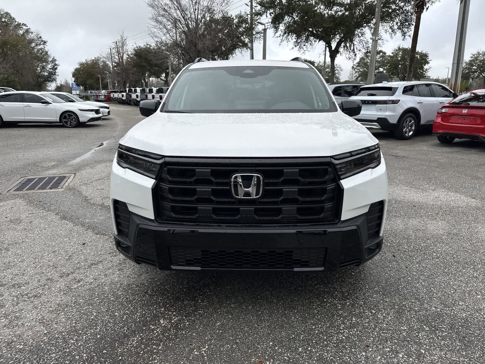 New 2026 Honda Pilot Sport image 9