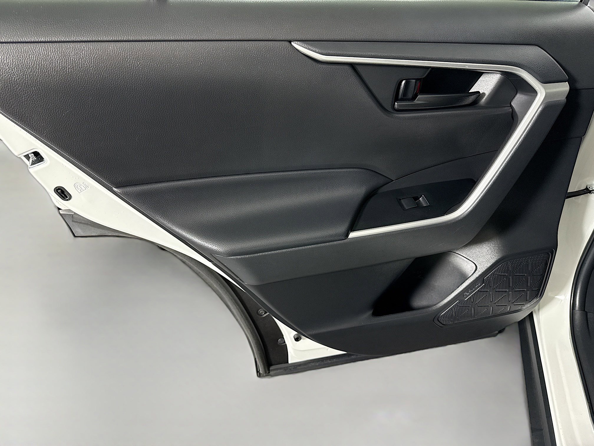 Used 2023 Toyota RAV4 LE image 25