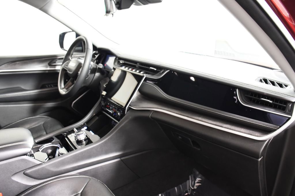 Used 2022 Jeep Grand Cherokee Limited 4xe w/ Luxury Tech Group II image 19