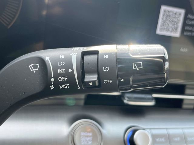 Used 2025 Hyundai Kona SEL AWD/4WD image 26