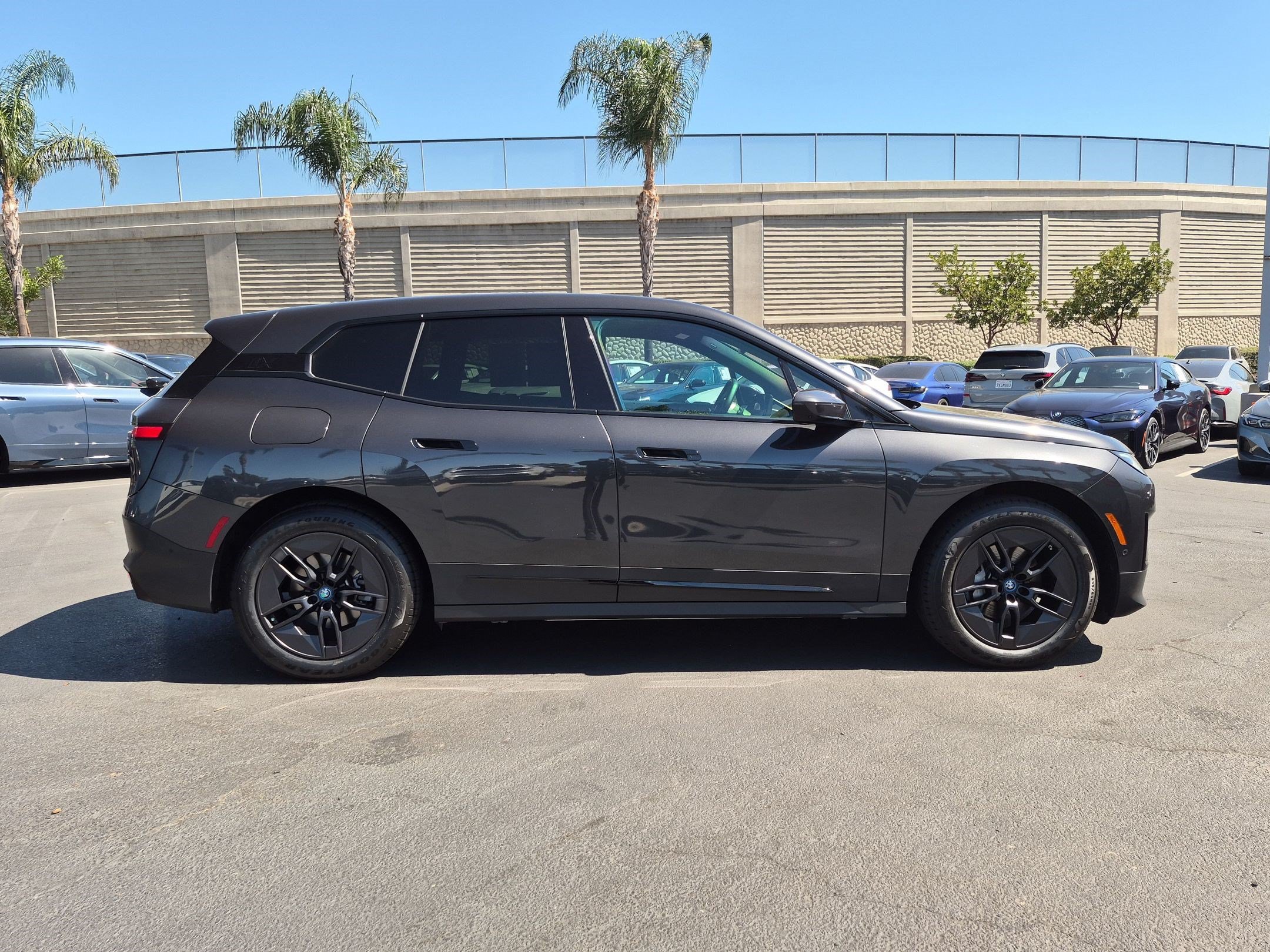 Certified 2024 BMW iX xDrive50 AWD/4WD image 11