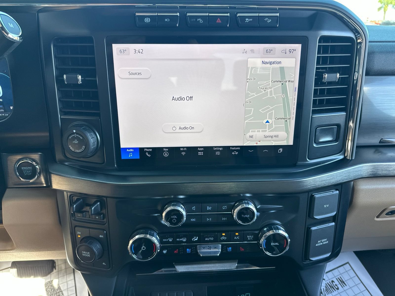 Used 2024 Ford F250 Lariat w/ Lariat Ultimate Package AWD/4WD image 27