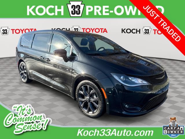 Used 2020 Chrysler Pacifica Touring w/ S Appearance Package