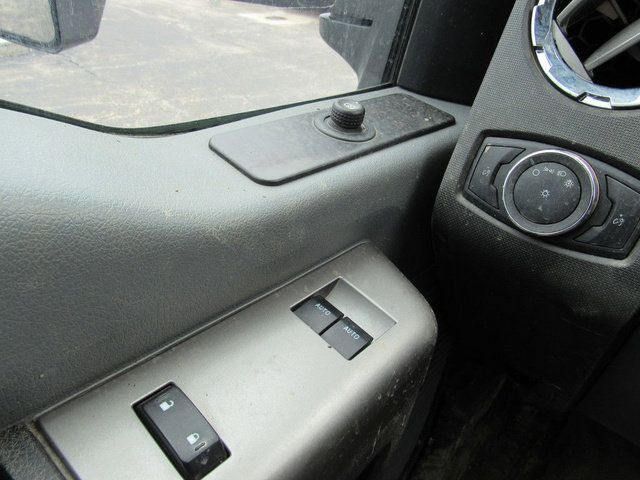 Used 2022 Ford F750 2WD Regular Cab Super Duty image 34