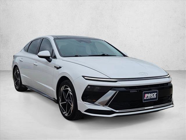 Used 2024 Hyundai Sonata SEL w/ Convenience Package image 3