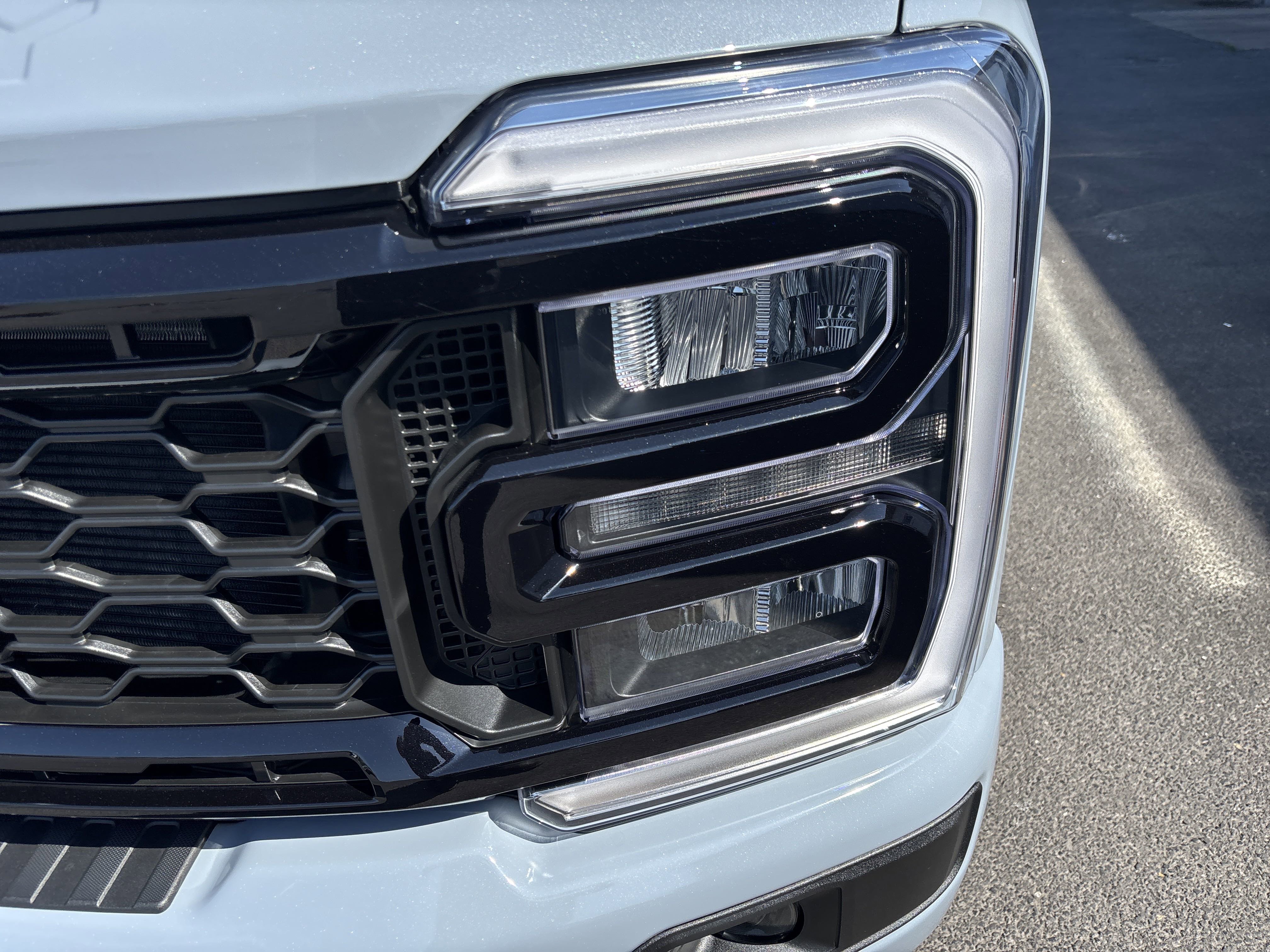 New 2025 Ford F250 Lariat w/ Lariat Ultimate Package image 10