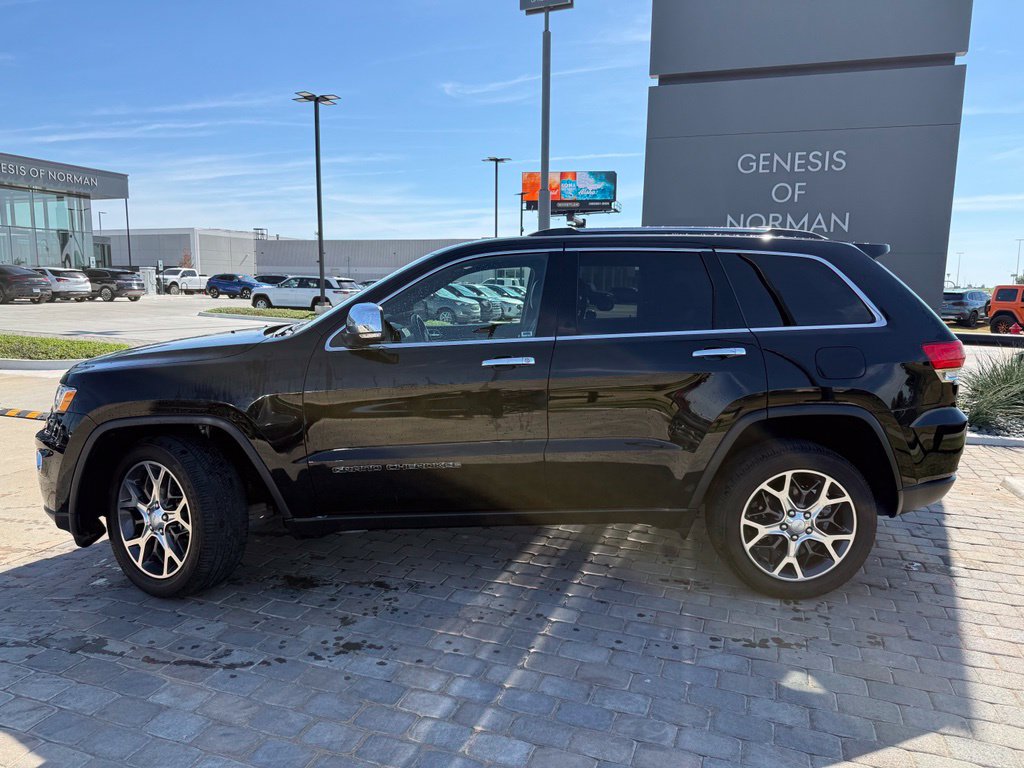 Used 2019 Jeep Grand Cherokee Limited AWD/4WD image 2