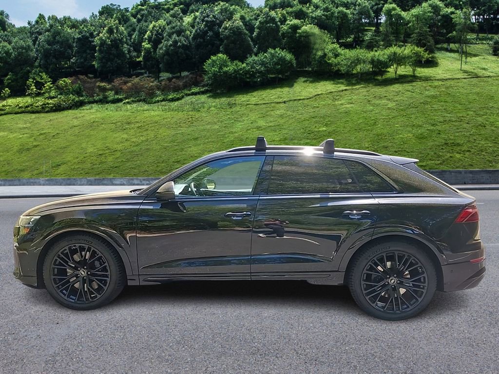 Used 2024 Audi SQ8 Prestige w/ Prestige Package image 9