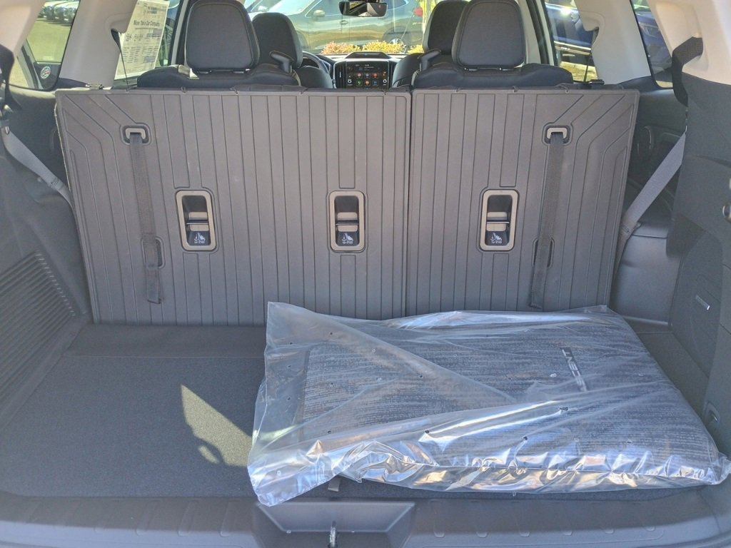 New 2026 Subaru Ascent Limited image 16