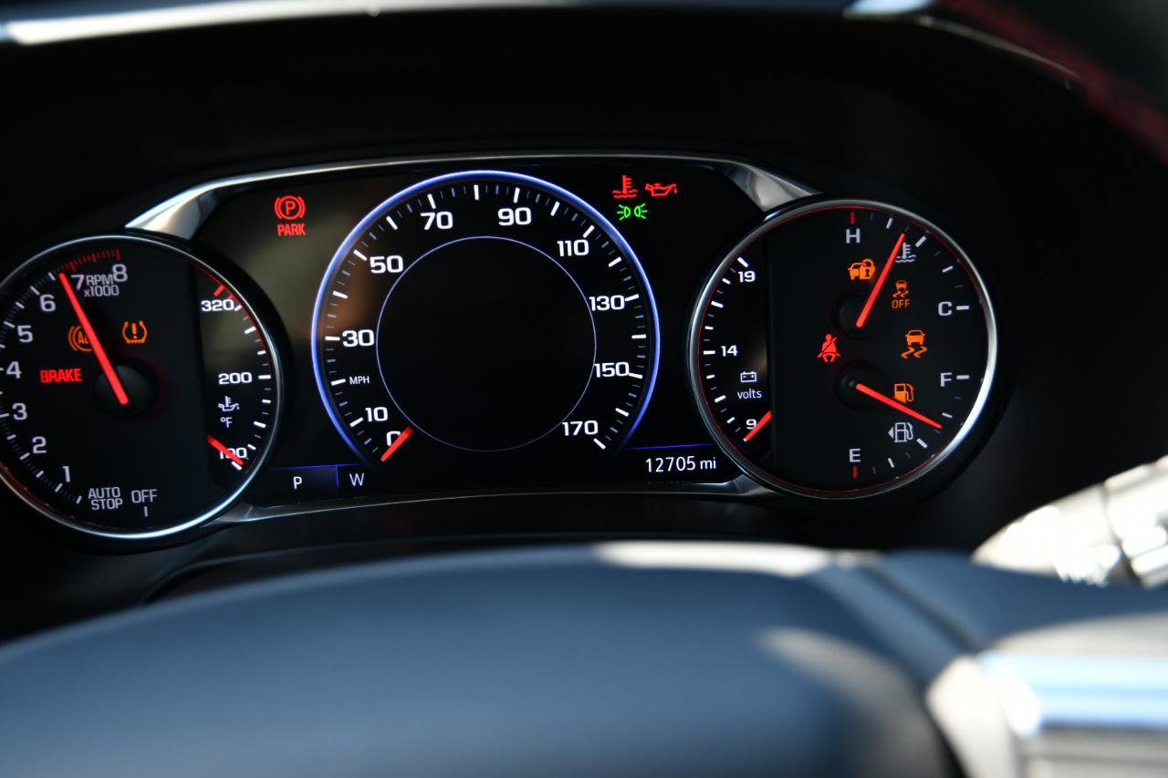 Used 2025 Chevrolet Blazer RS FWD image 19