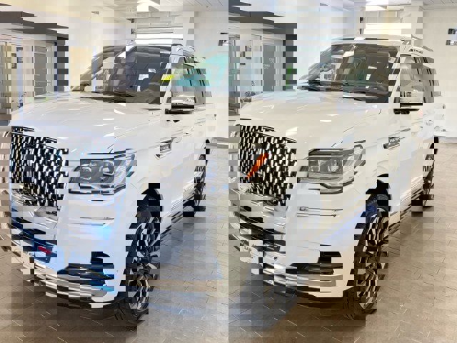 Certified 2022 Lincoln Navigator Black Label image 4