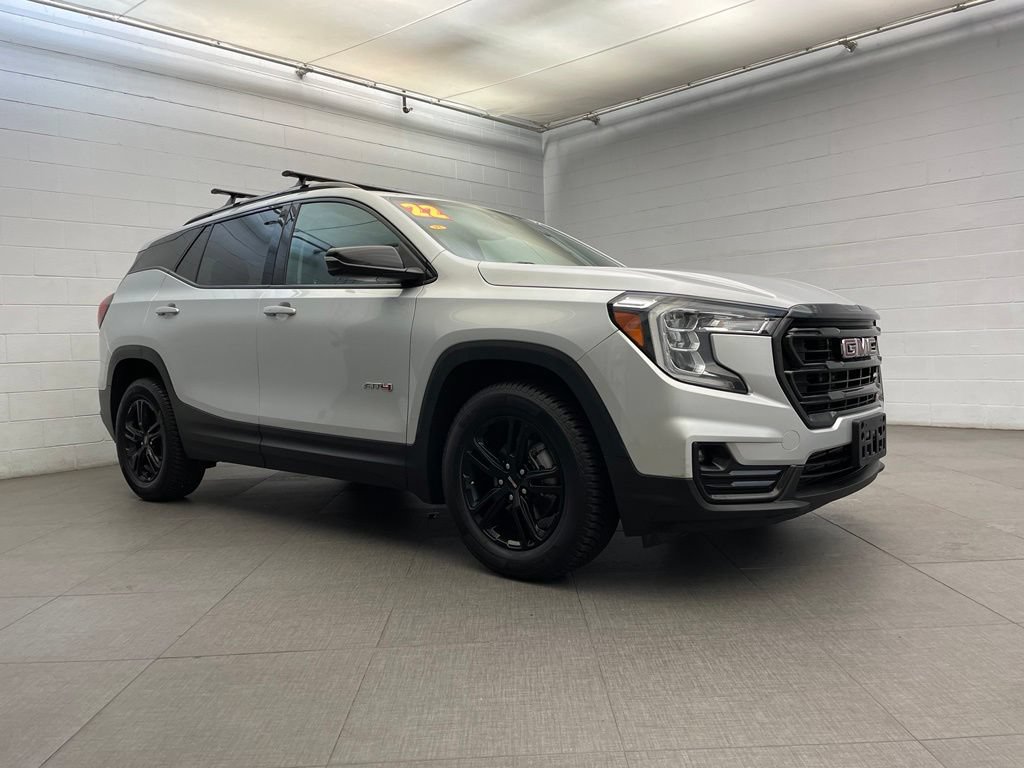 Used 2022 GMC Terrain AT4 w/ LPO, Cargo Package AWD/4WD image 4