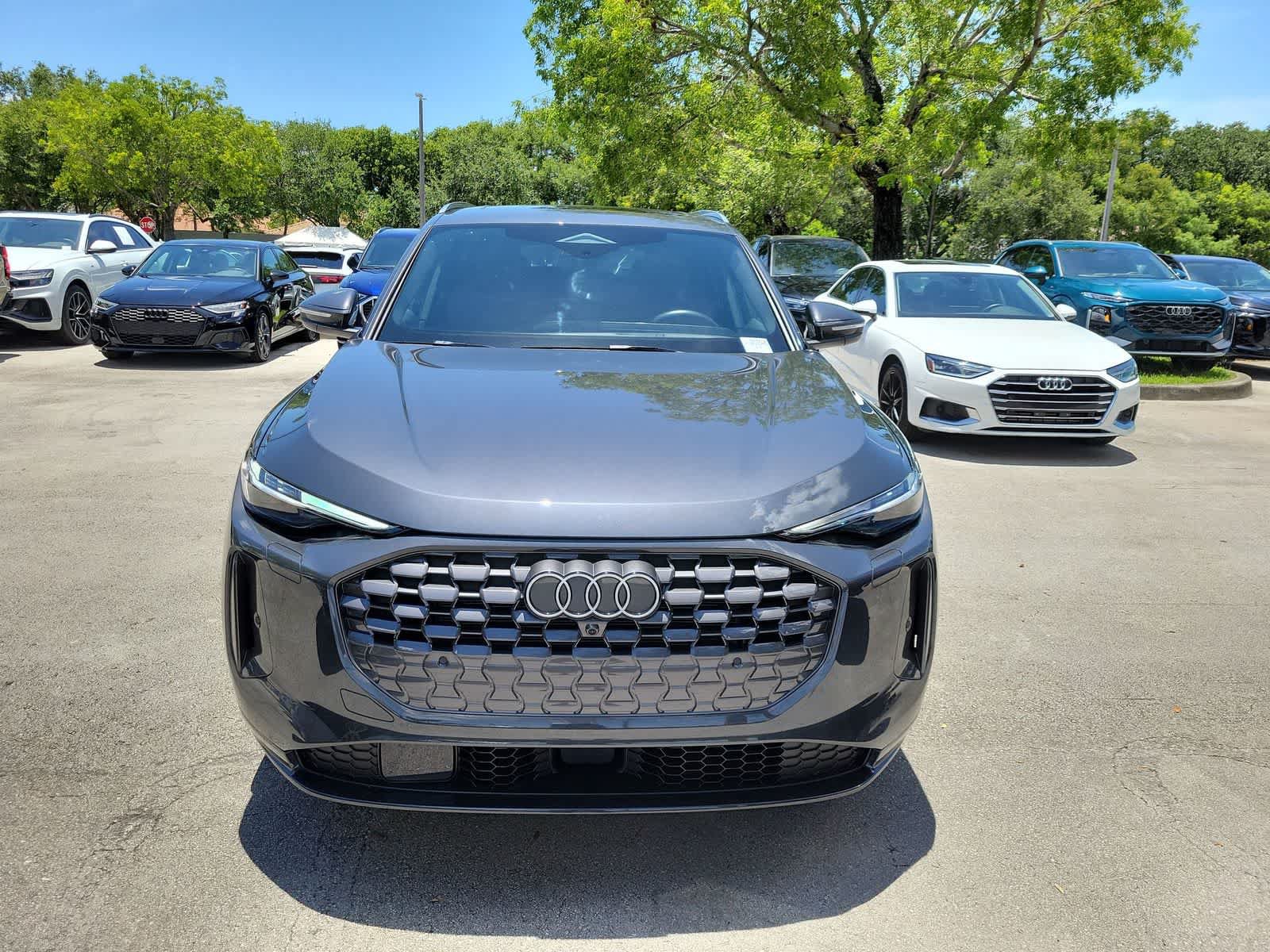 Used 2025 Audi Q5 Premium Plus w/ Premium Plus AWD/4WD image 14