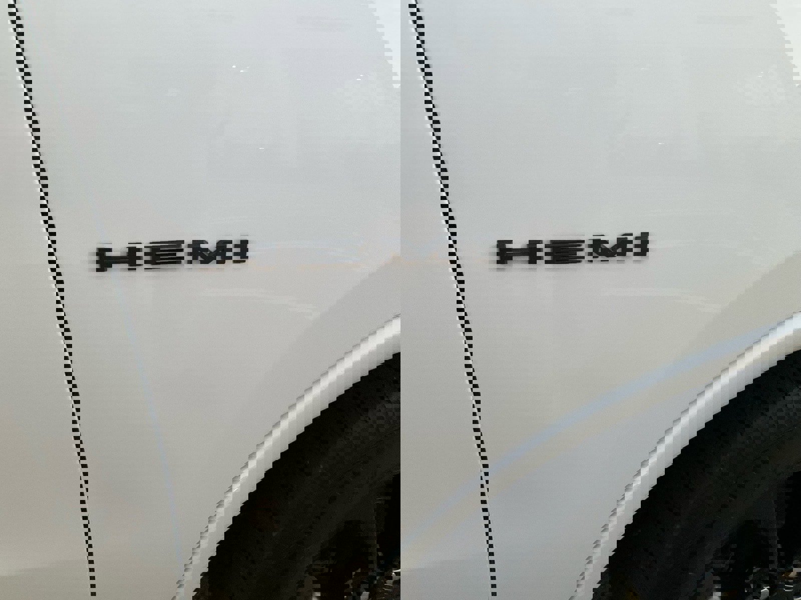 Used 2020 Dodge Durango R/T w/ Blacktop Package image 27