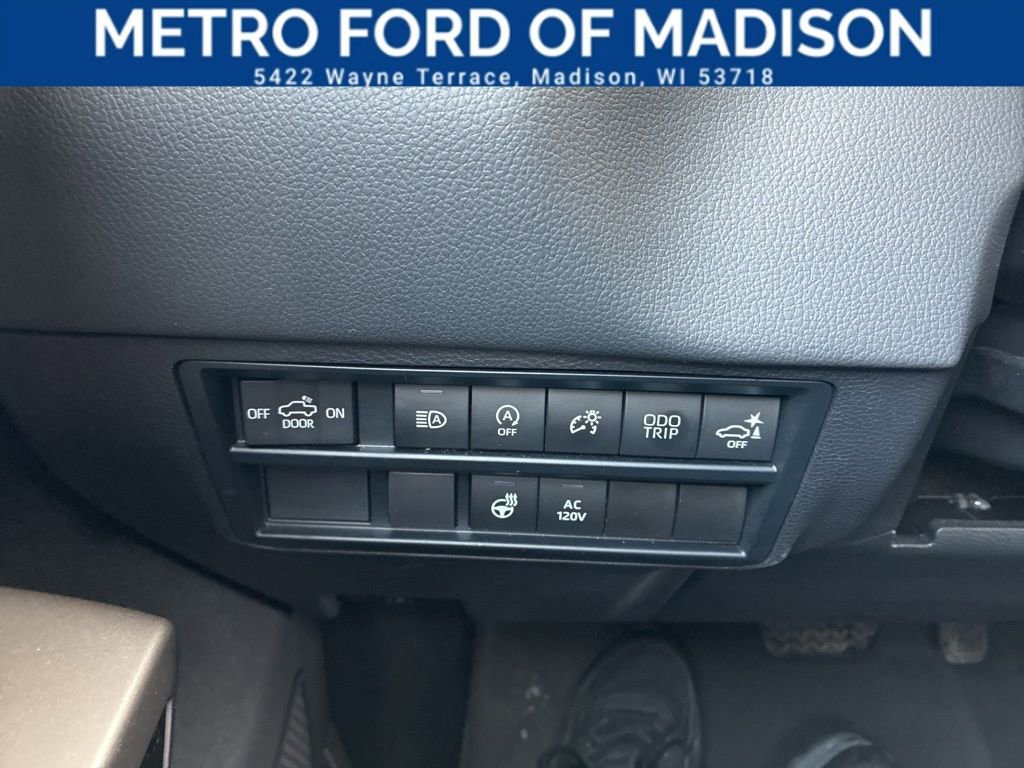 Used 2024 Toyota Tundra Limited image 35