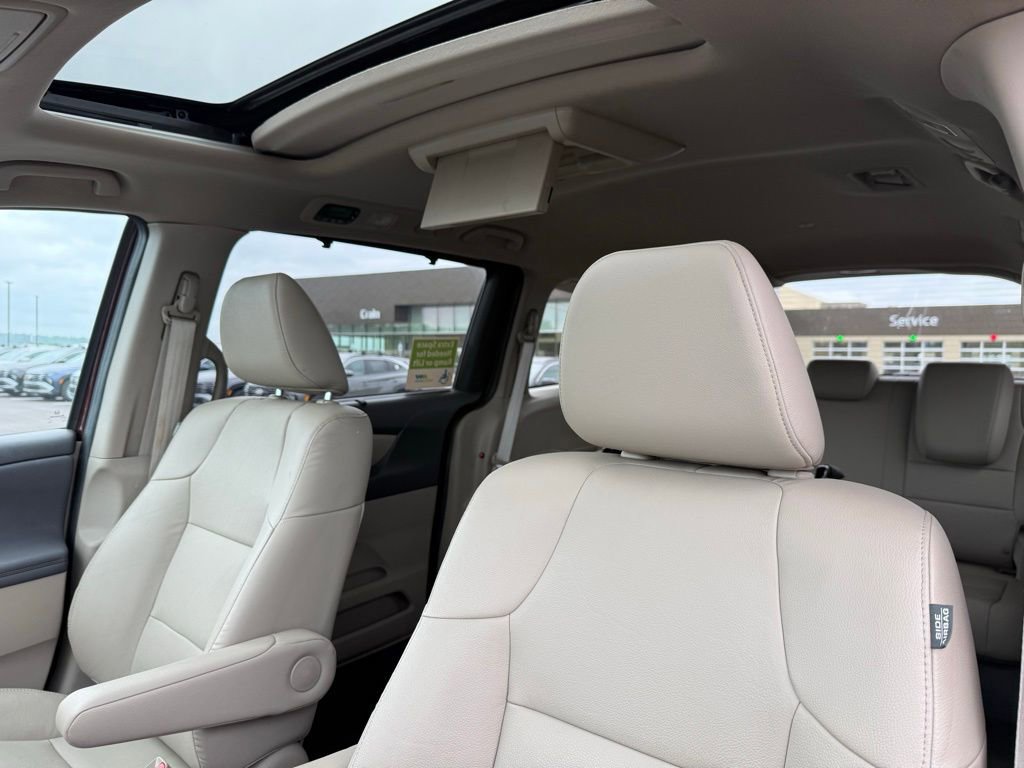 Used 2014 Honda Odyssey EX-L image 22